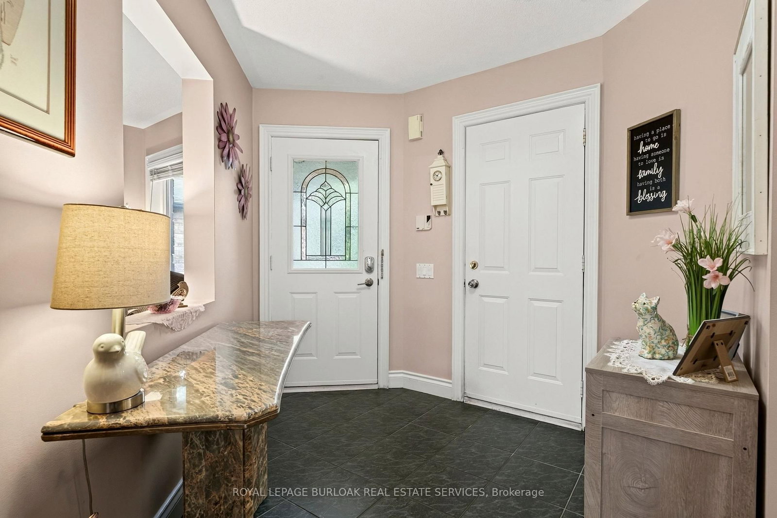 31 Grindstone Way • Hamilton, ON photo 4