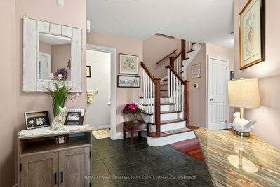 31 Grindstone Way • Hamilton, ON photo 5