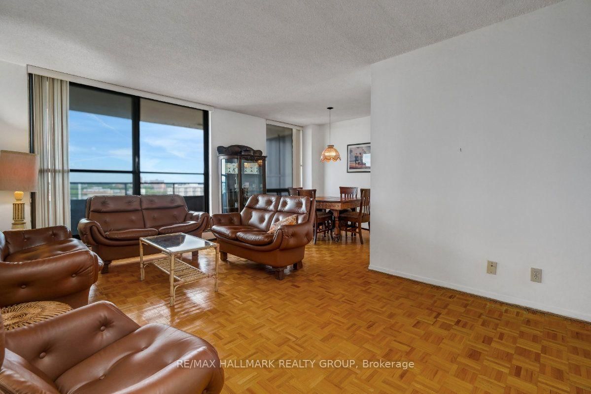 505 St Laurent Boulevard • #2204 • Ottawa, ON photo 10