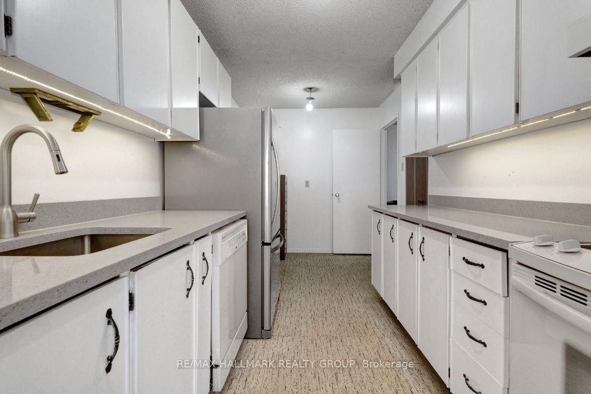 505 St Laurent Boulevard • #2204 • Ottawa, ON photo 19