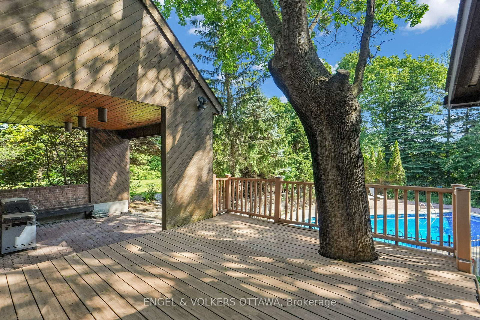 7 Mid Pines Grove • Ottawa, ON photo 39