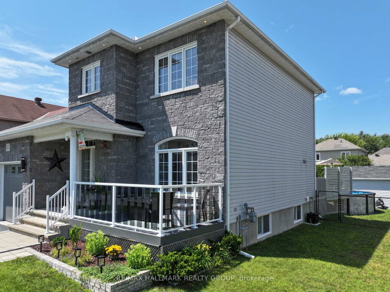 20 Dune Street