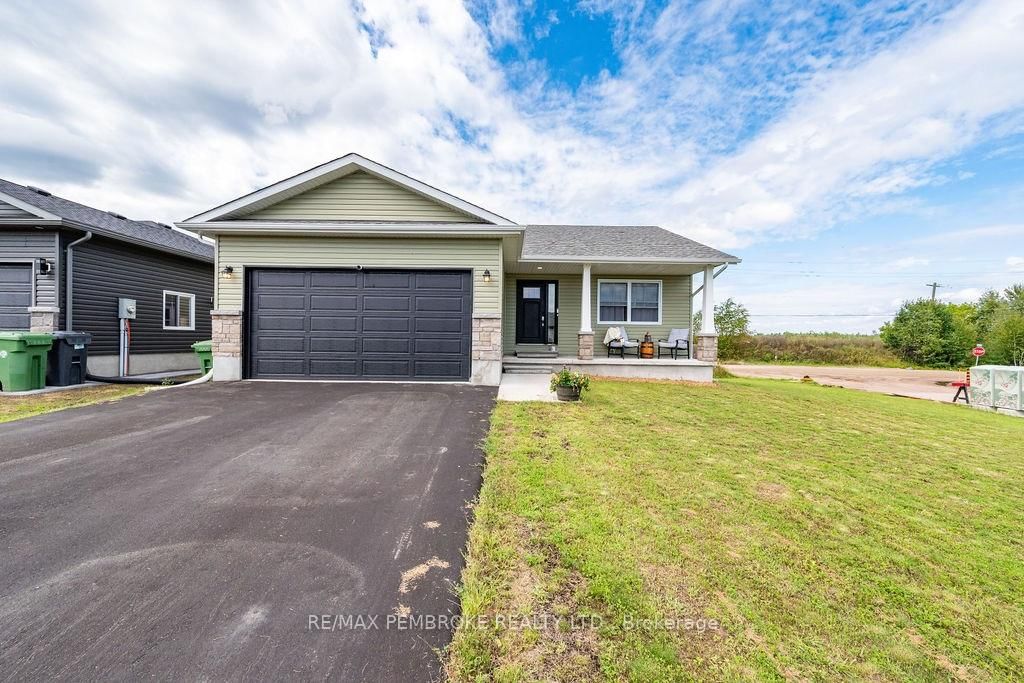 20 Terrance Drive • Petawawa, ON photo 36