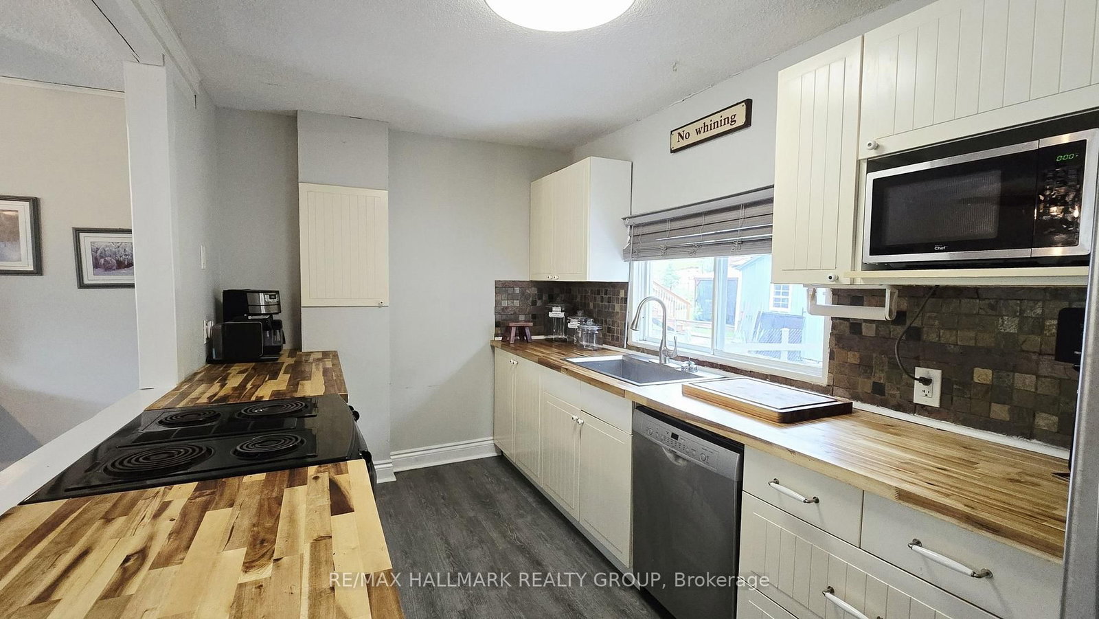 1153 Bayview Drive • Ottawa, ON photo 15