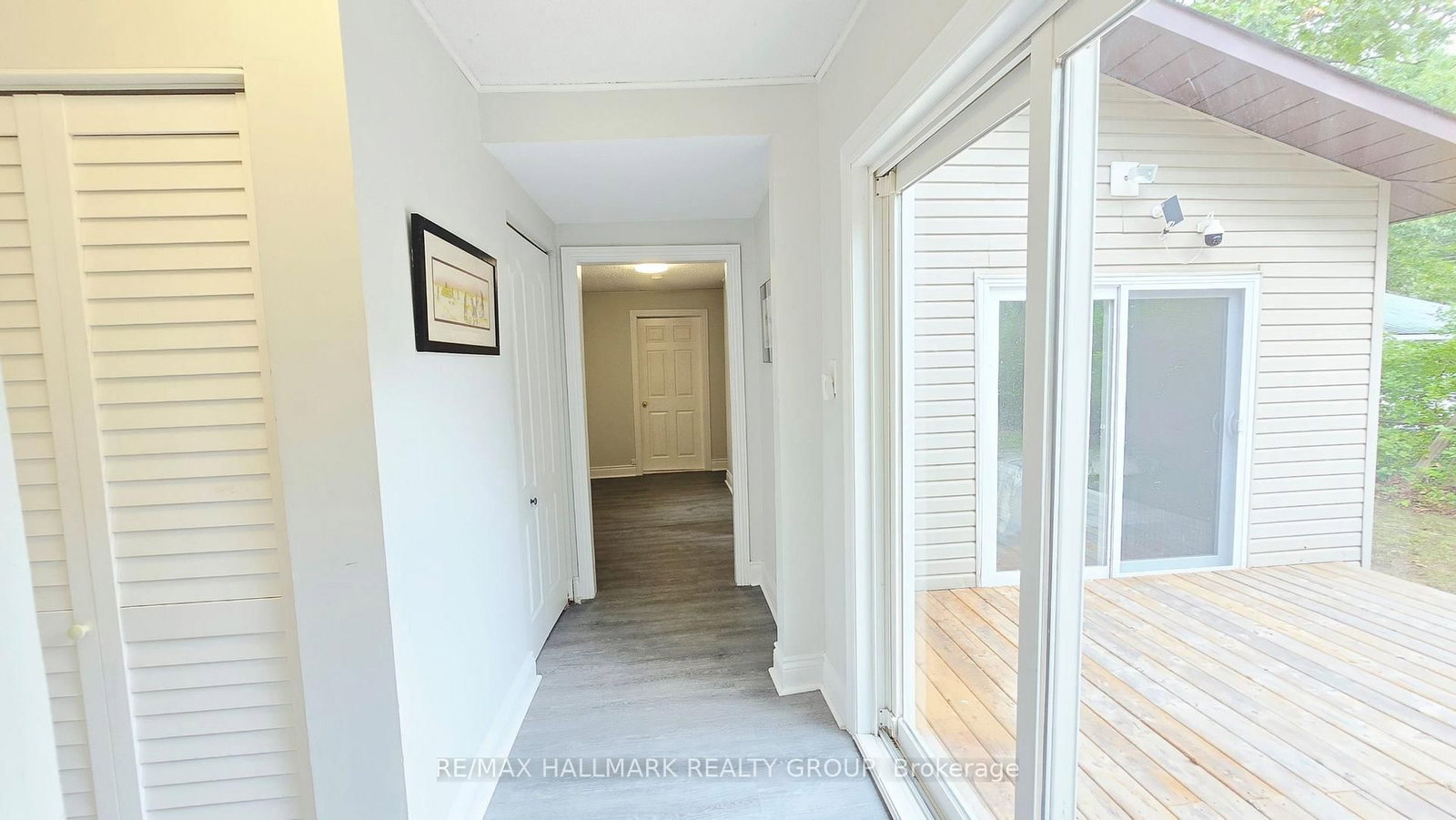 1153 Bayview Drive • Ottawa, ON photo 29