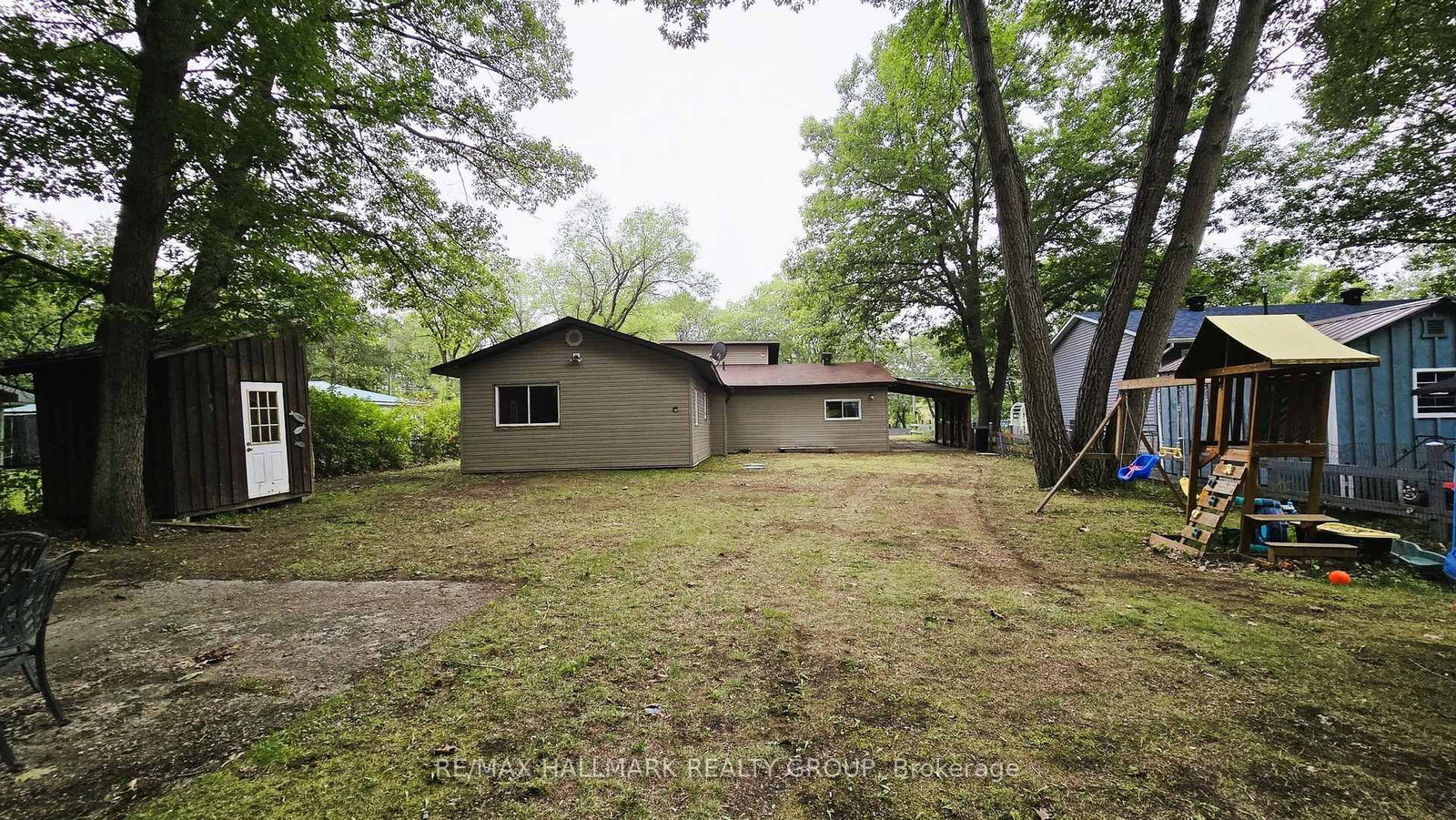 1153 Bayview Drive • Ottawa, ON photo 3