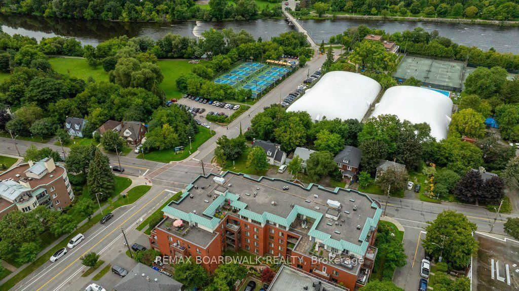 959 North River Road • #307 • Ottawa, ON photo 42