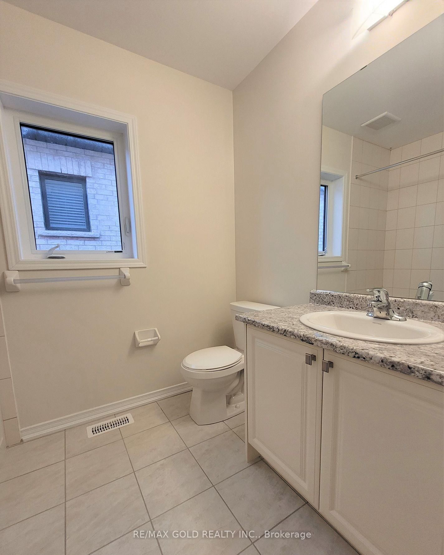 11 Amos Avenue • Brantford, ON photo 11