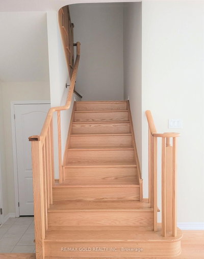 11 Amos Avenue • Brantford, ON photo 4