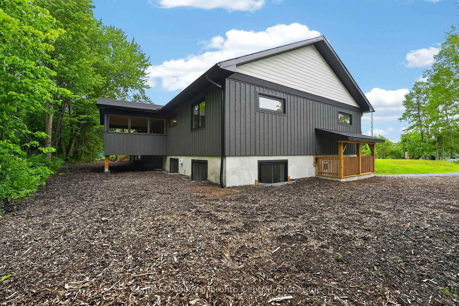1093 Highway 141 Drive • Seguin, ON photo 35