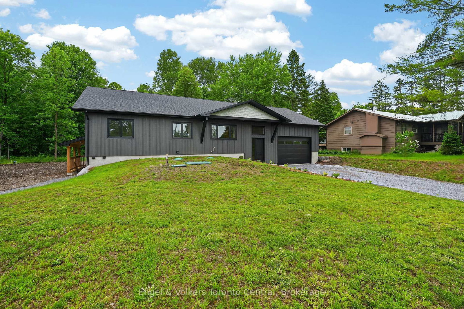 1093 Highway 141 Drive • Seguin, ON photo 6