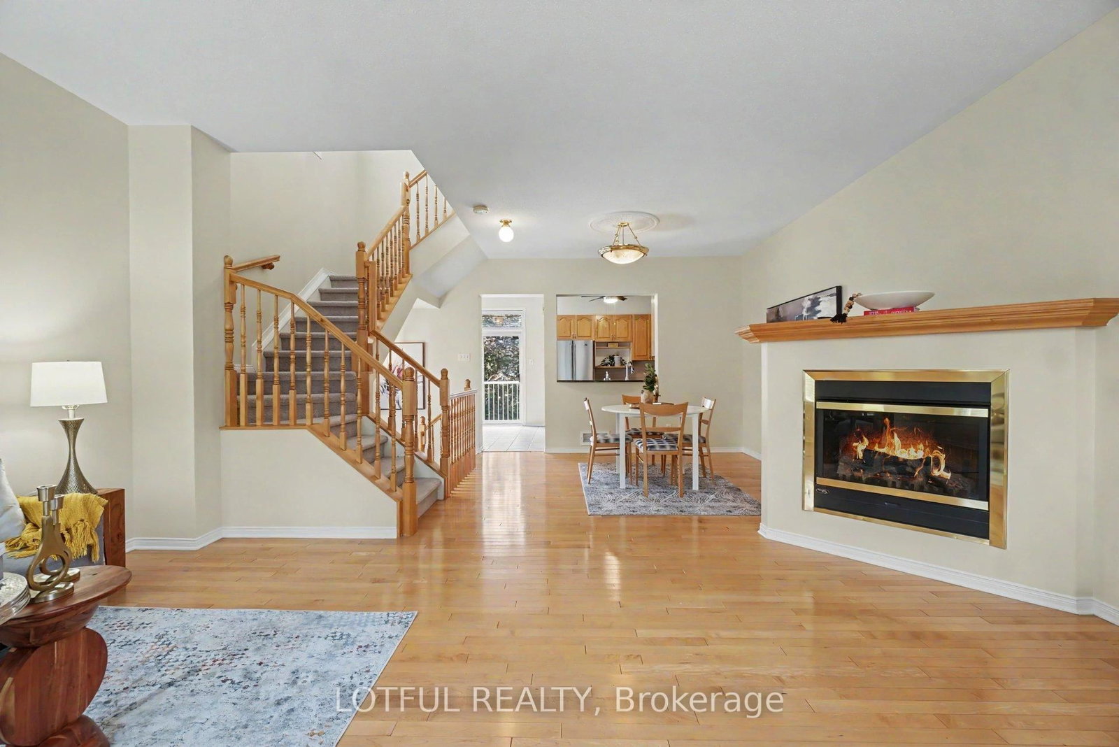 68 Metropole Private • Ottawa, ON photo 16