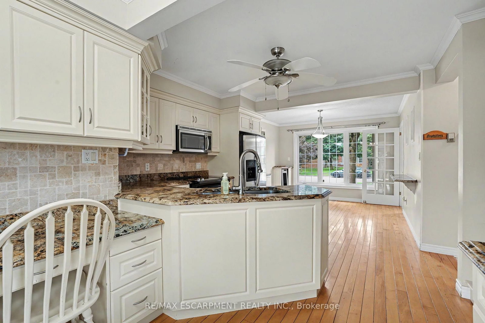 21 Farewell Crescent • West Lincoln, ON photo 12
