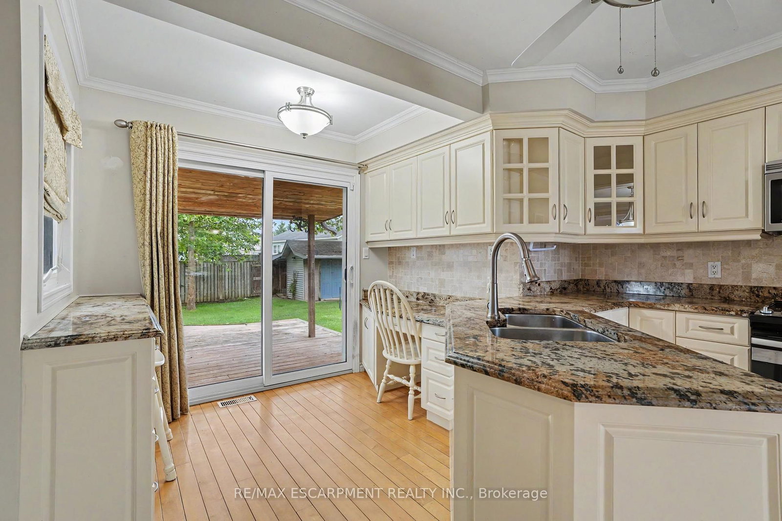 21 Farewell Crescent • West Lincoln, ON photo 13
