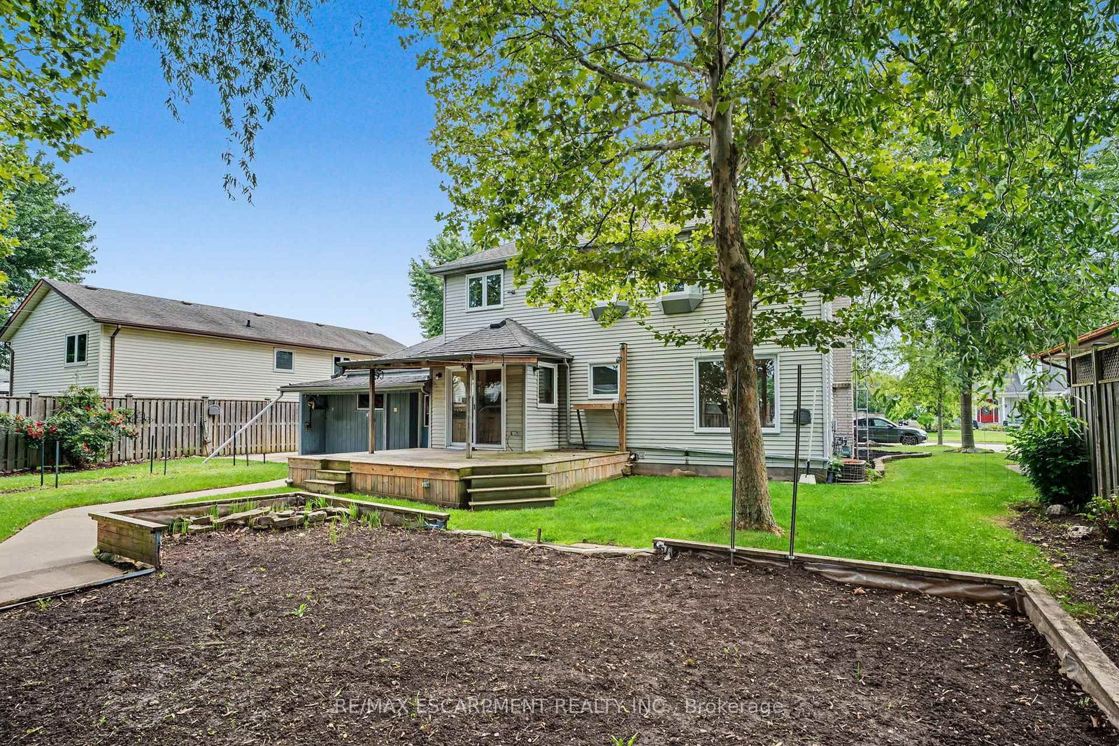 21 Farewell Crescent • West Lincoln, ON photo 34