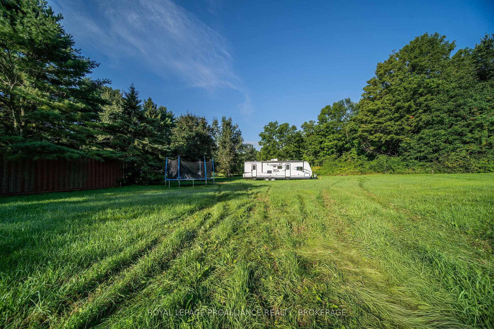 126 Haskins Point Road • Leeds and the Thousand Islands, ON photo 5