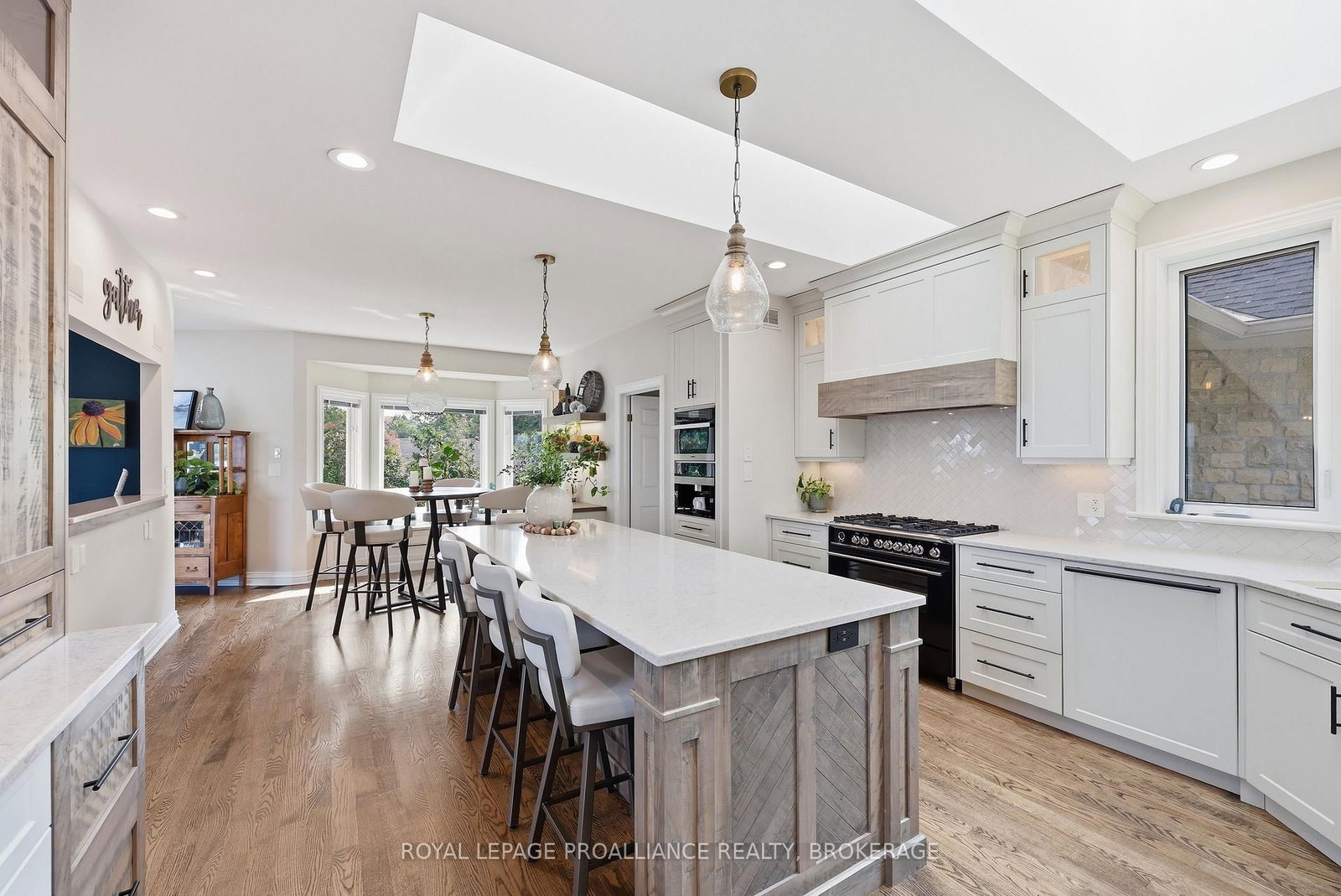31 Leavis Shores • Gananoque, ON photo 10