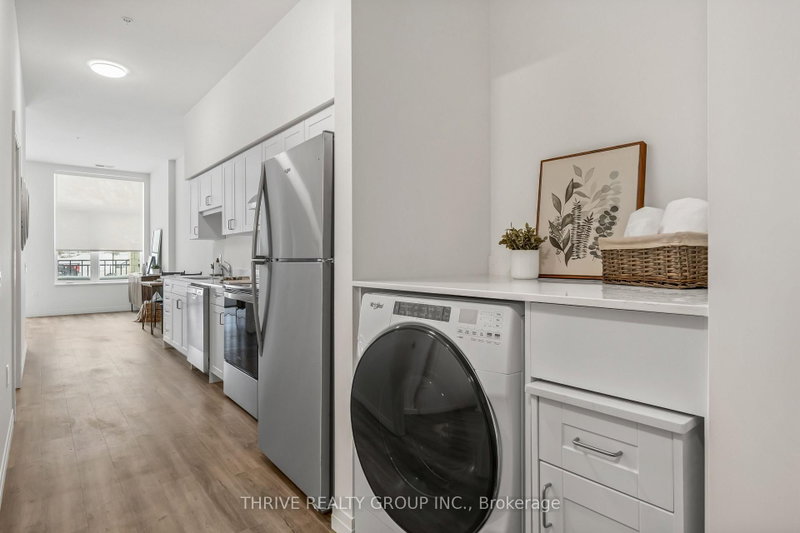 204 - 373 Hill Street