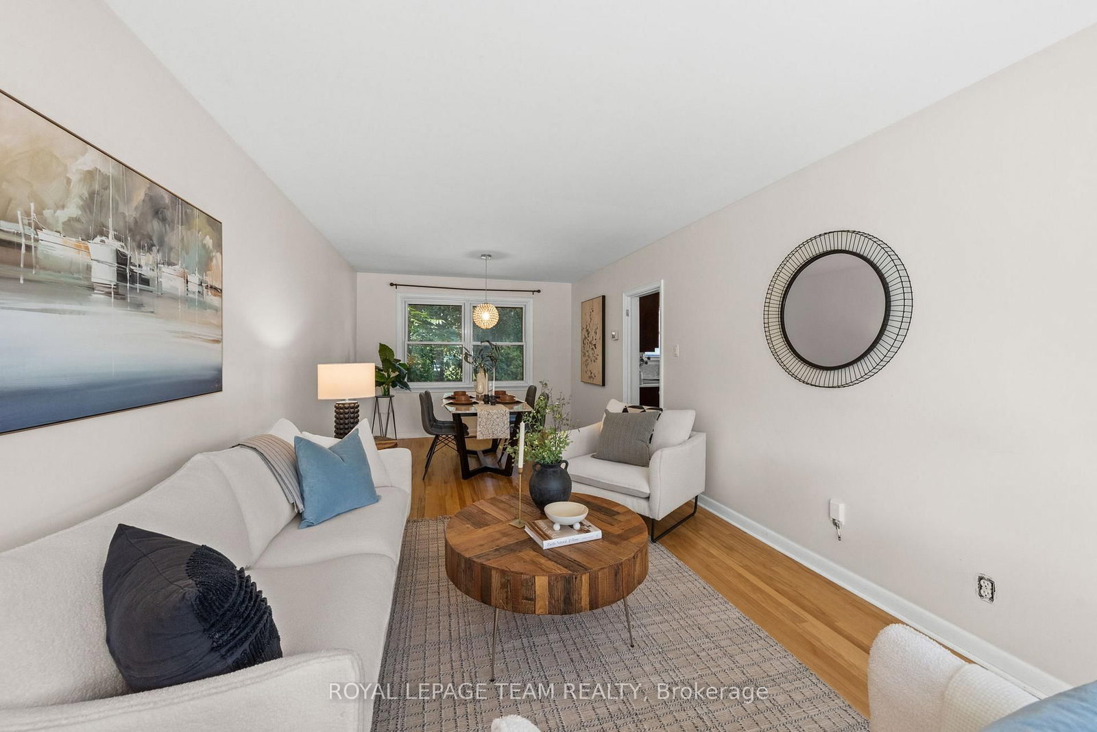 873 Smyth Road • Ottawa, ON photo 12