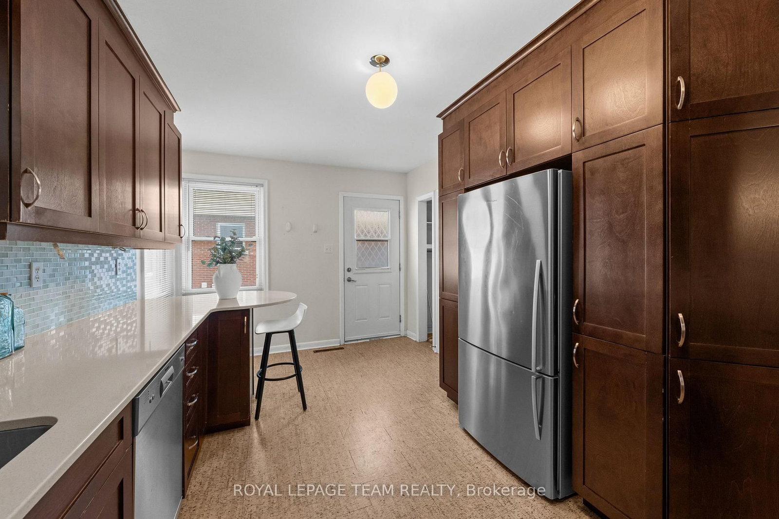 873 Smyth Road • Ottawa, ON photo 19