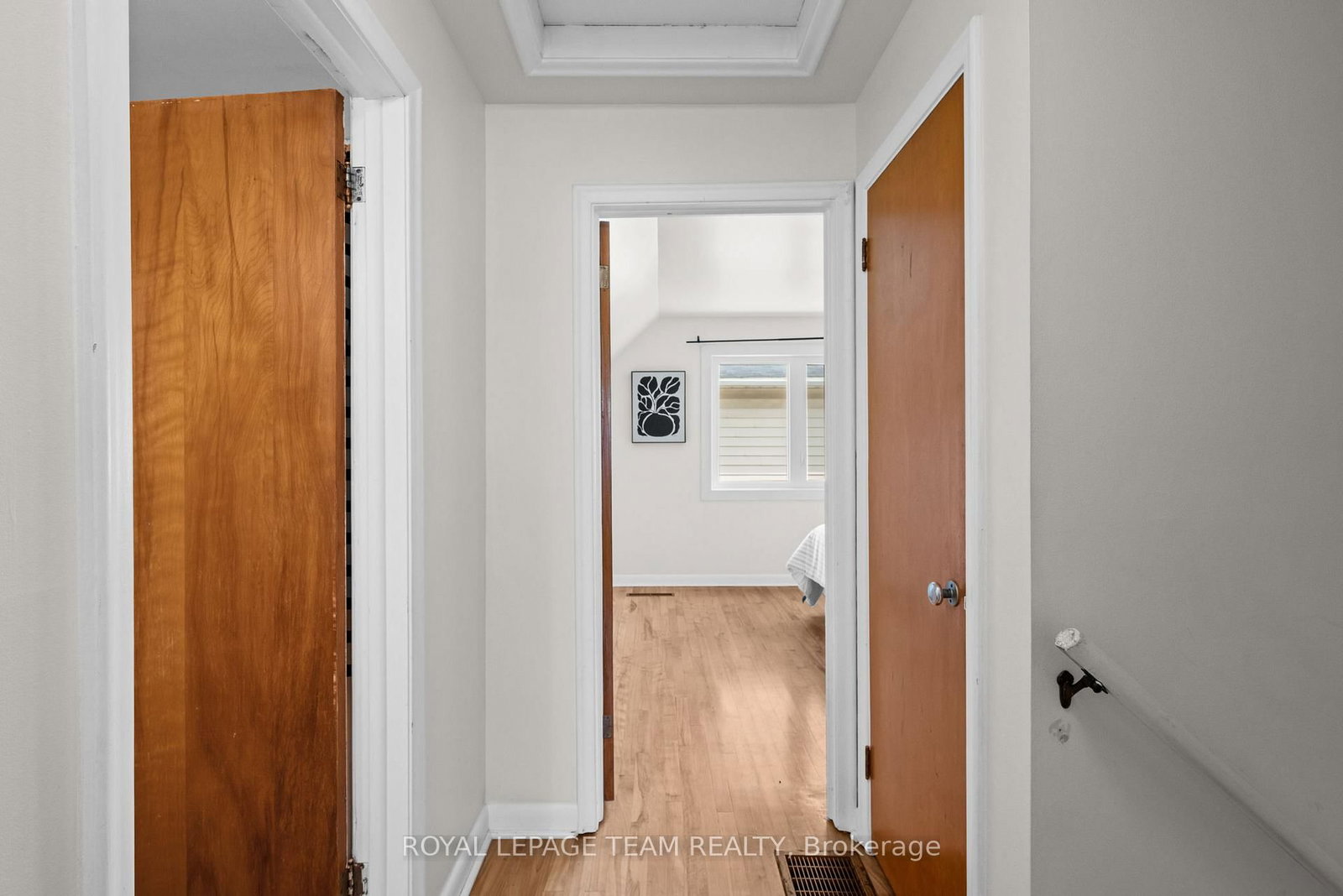 873 Smyth Road • Ottawa, ON photo 30