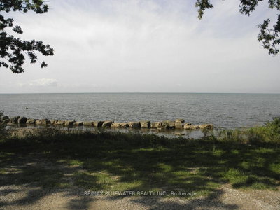 9714 Lake Road • Lambton Shores, ON photo 7
