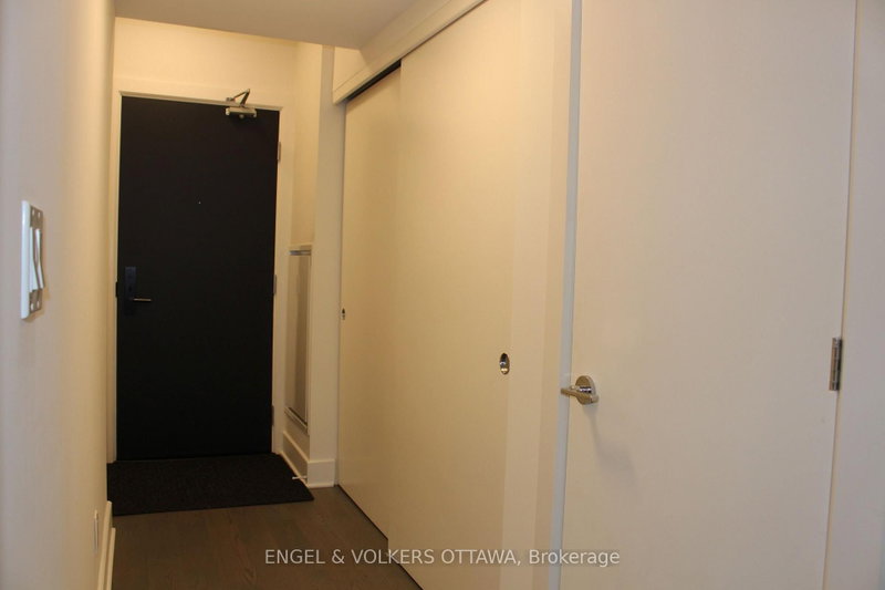 201 - 255 Bay Street