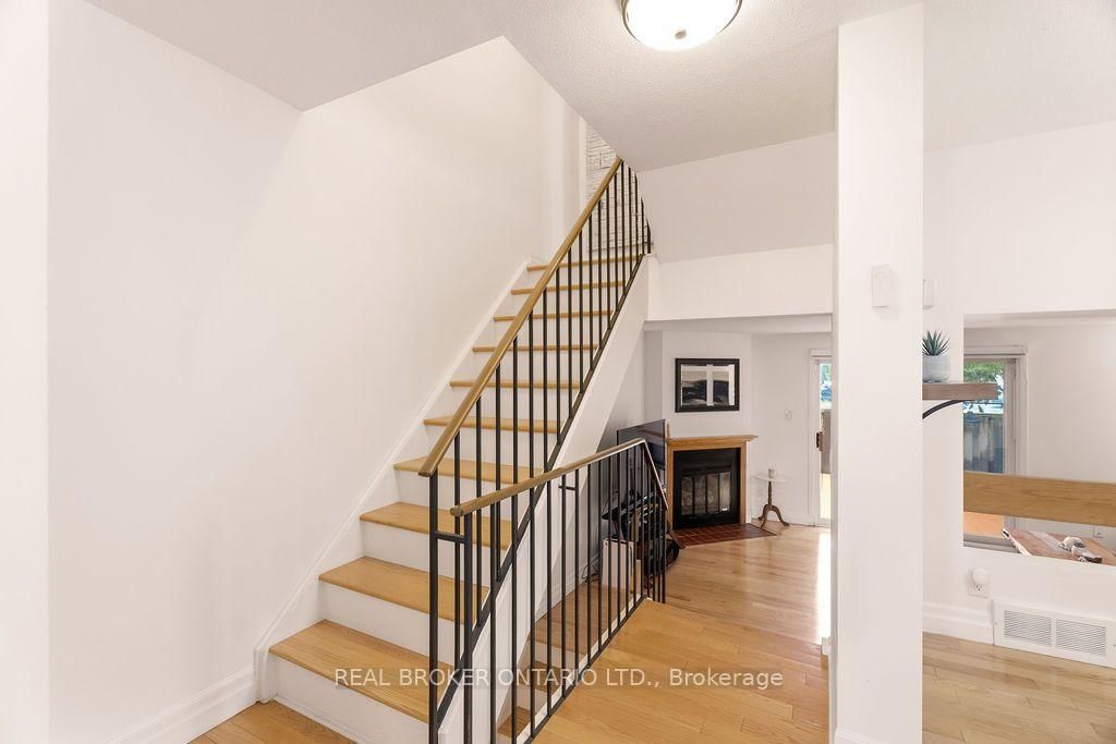 1699E Lamoureux Drive • Ottawa, ON photo 16
