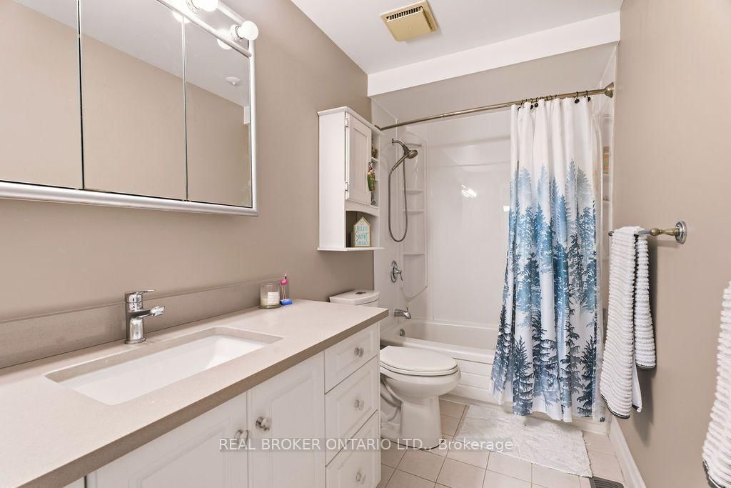 1699E Lamoureux Drive • Ottawa, ON photo 27