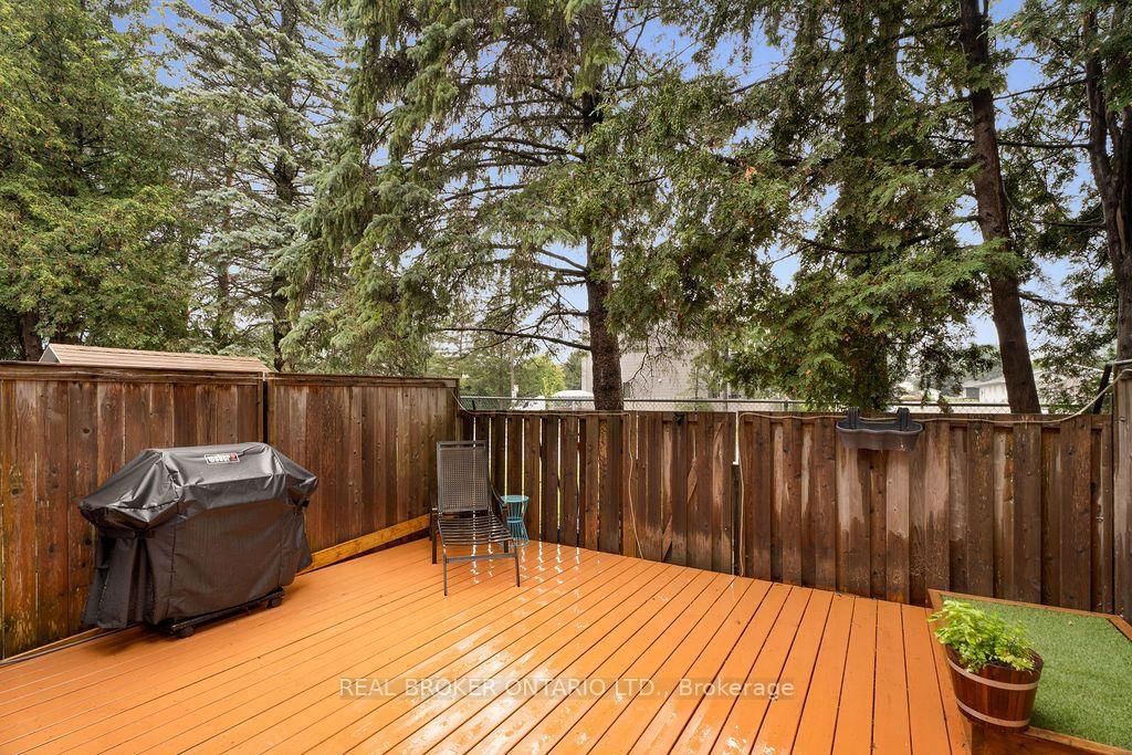 1699E Lamoureux Drive • Ottawa, ON photo 33