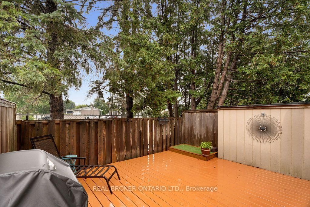 1699E Lamoureux Drive • Ottawa, ON photo 34