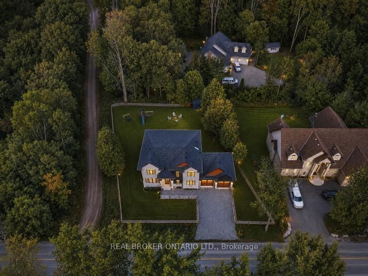 1095 Mineral Springs Road • Hamilton, ON photo 3