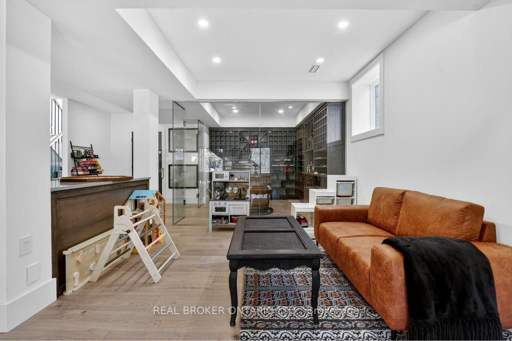 1095 Mineral Springs Road • Hamilton, ON photo 39