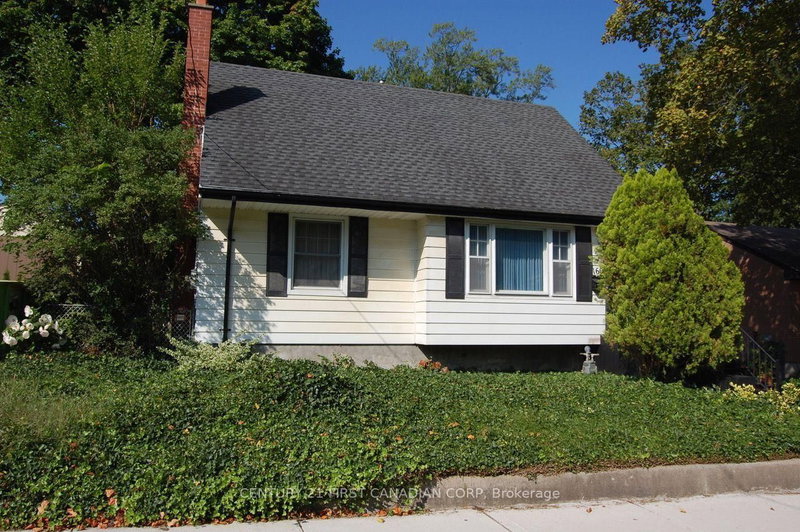 166 Foster Avenue