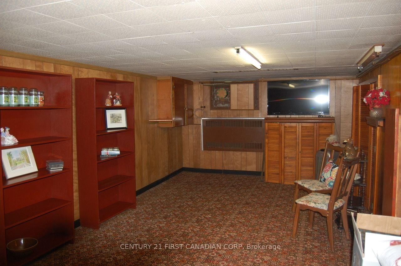 166 Foster Avenue • London North, ON photo 22
