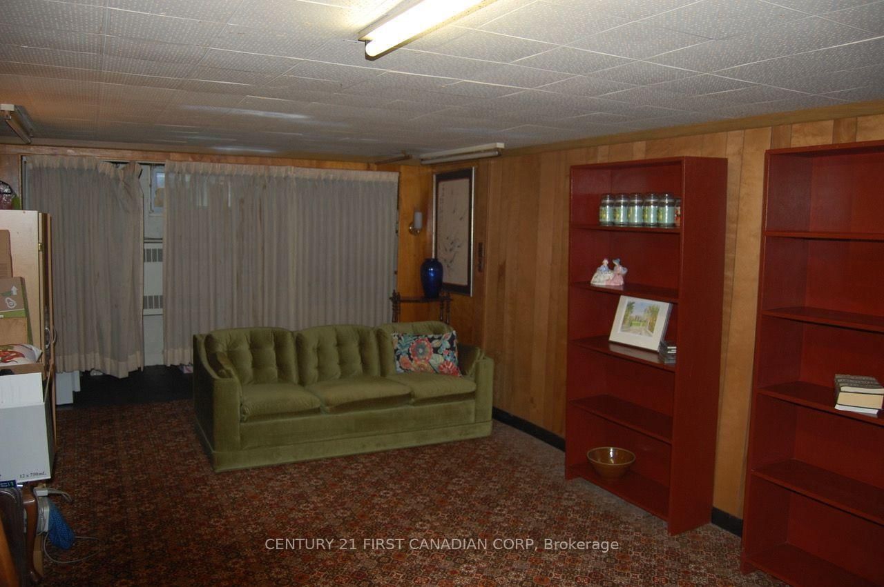 166 Foster Avenue • London North, ON photo 23
