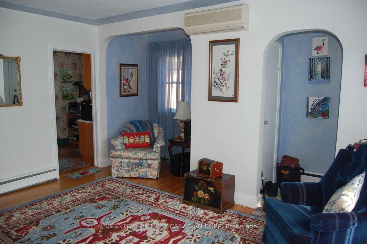 166 Foster Avenue • London North, ON photo 6