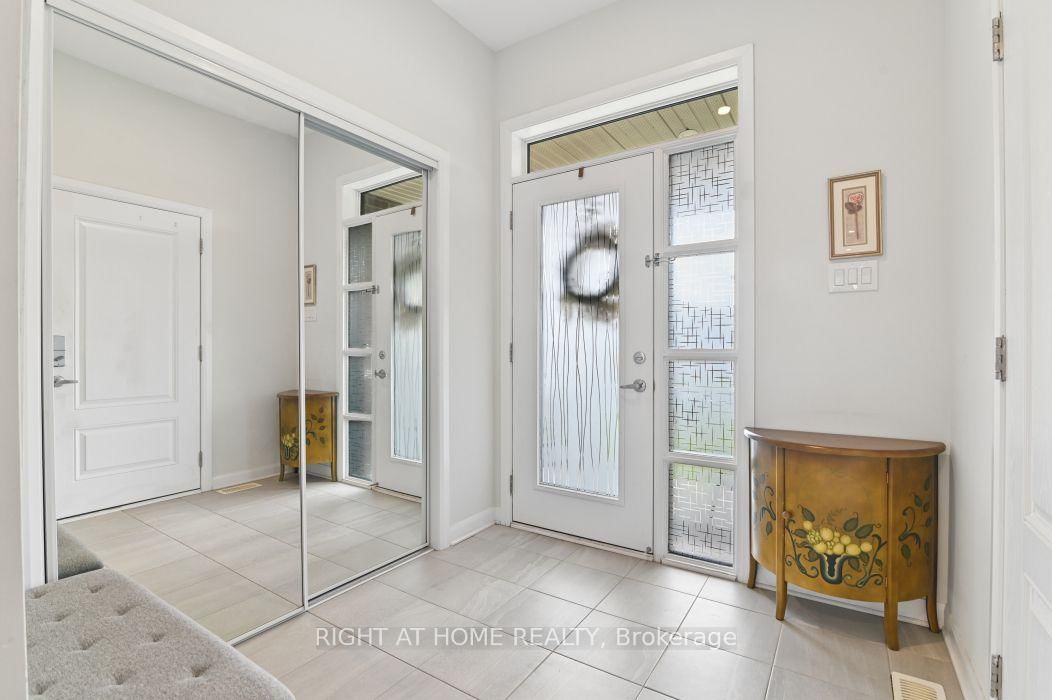 512 Prominence Way • Orleans, ON photo 3