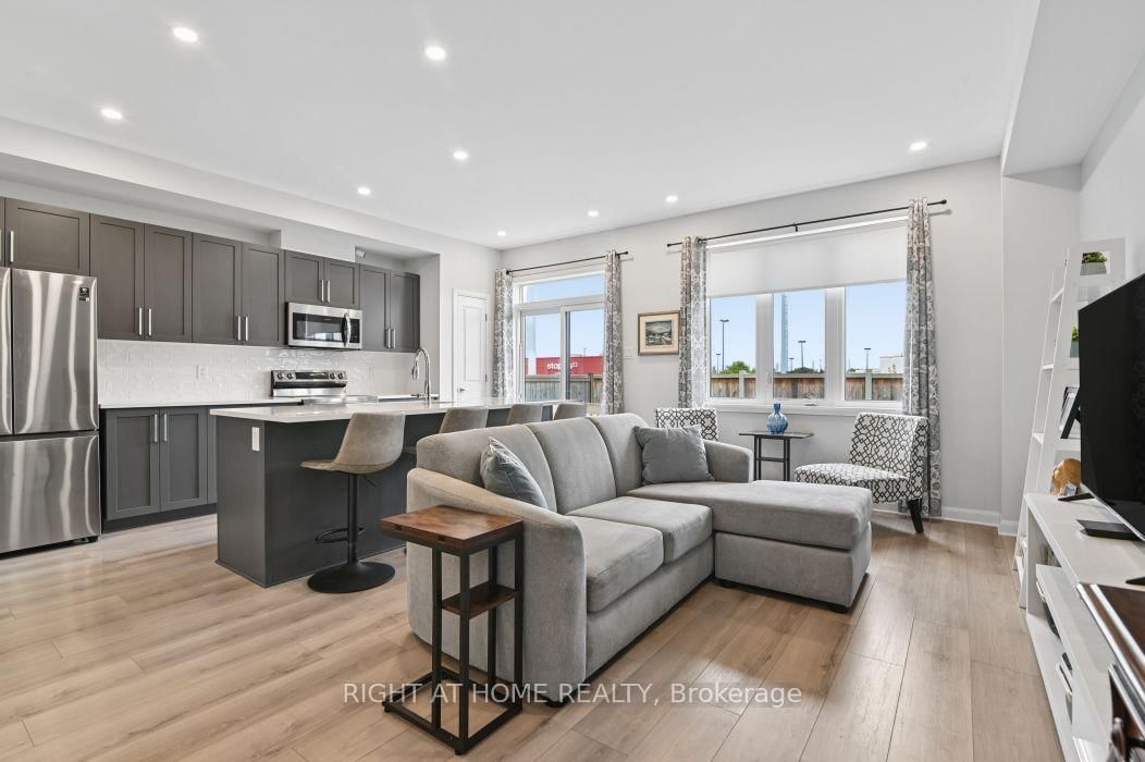 512 Prominence Way • Orleans, ON photo 5
