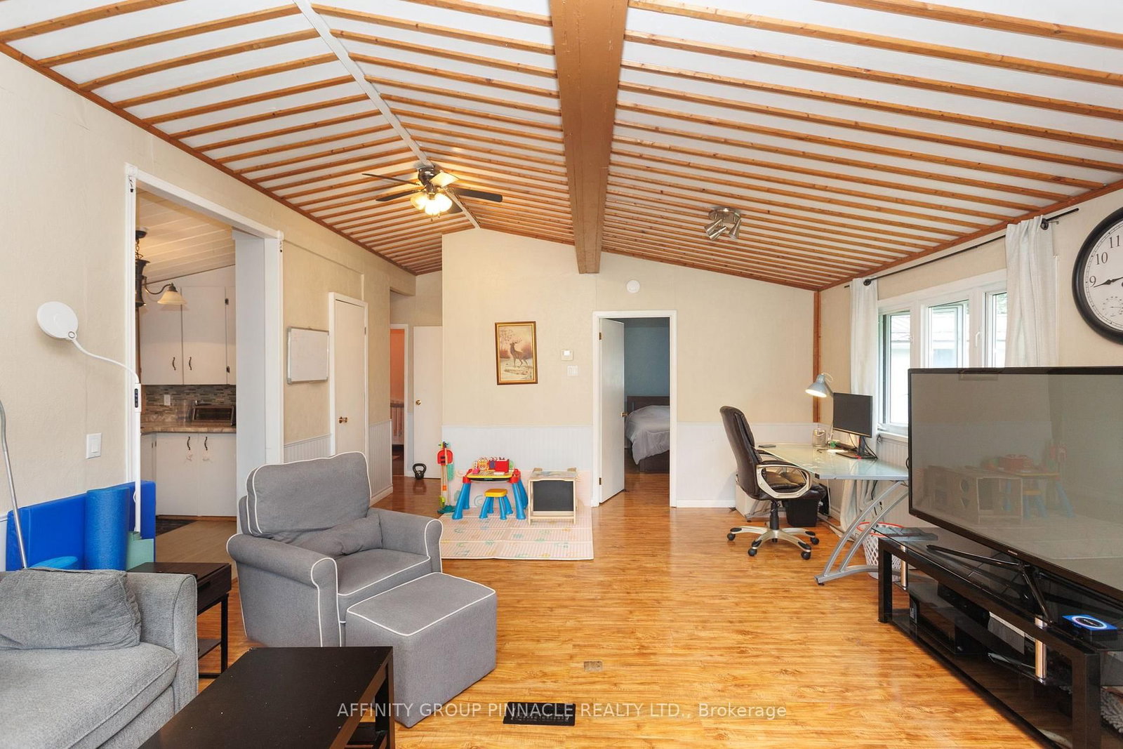 124 Cameron Drive • Kawartha Lakes, ON photo 10