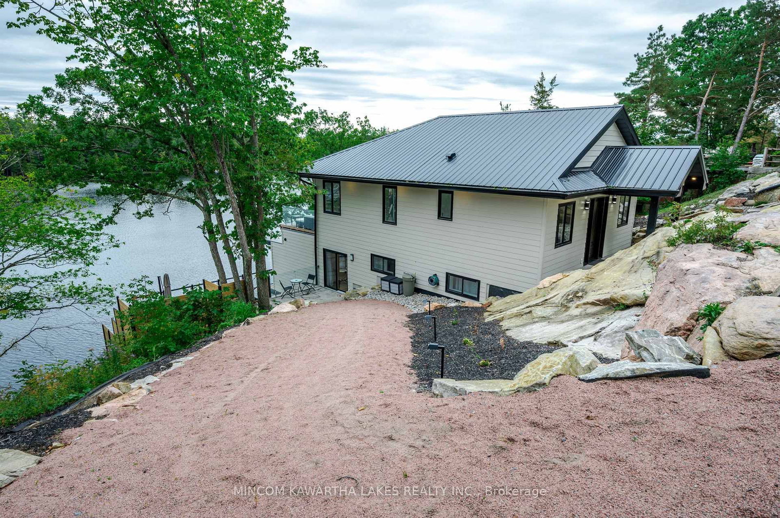 1416 Northey's Bay Road • North Kawartha, ON photo 39