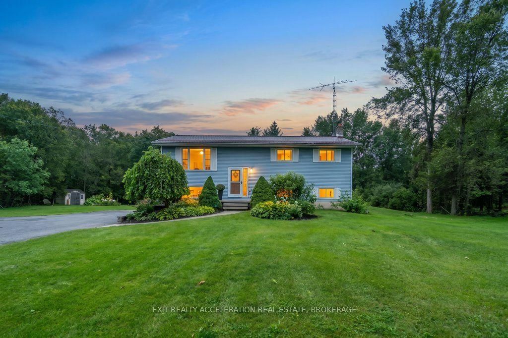 4524 County Rd 1 E • Yarker, ON photo 1