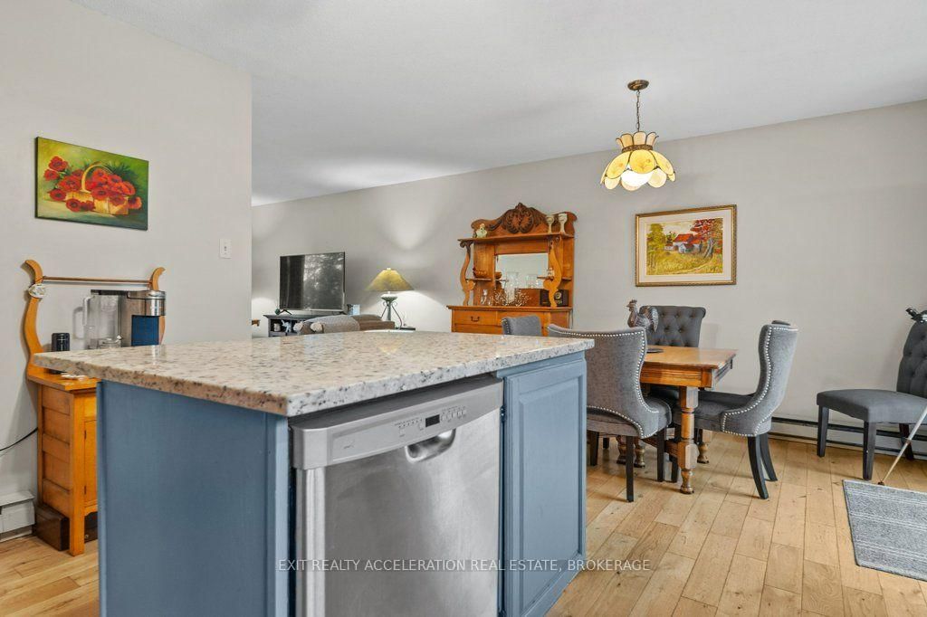 4524 County Rd 1 E • Yarker, ON photo 16