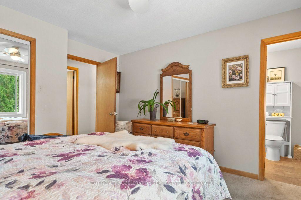 4524 County Rd 1 E • Yarker, ON photo 19