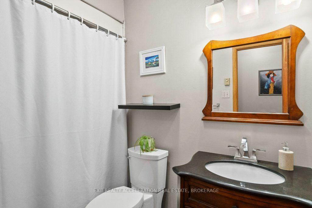 4524 County Rd 1 E • Yarker, ON photo 23