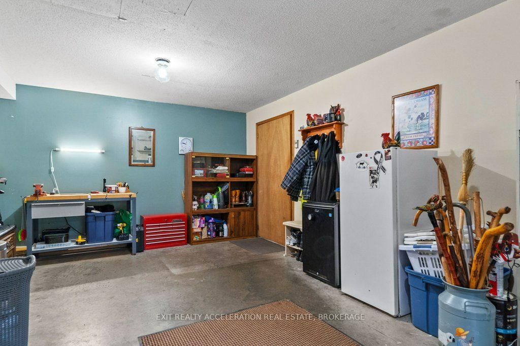 4524 County Rd 1 E • Yarker, ON photo 36