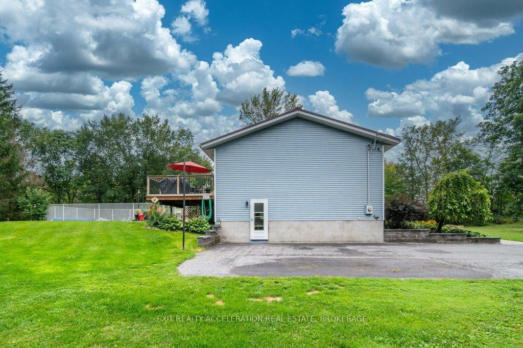 4524 County Rd 1 E • Yarker, ON photo 42