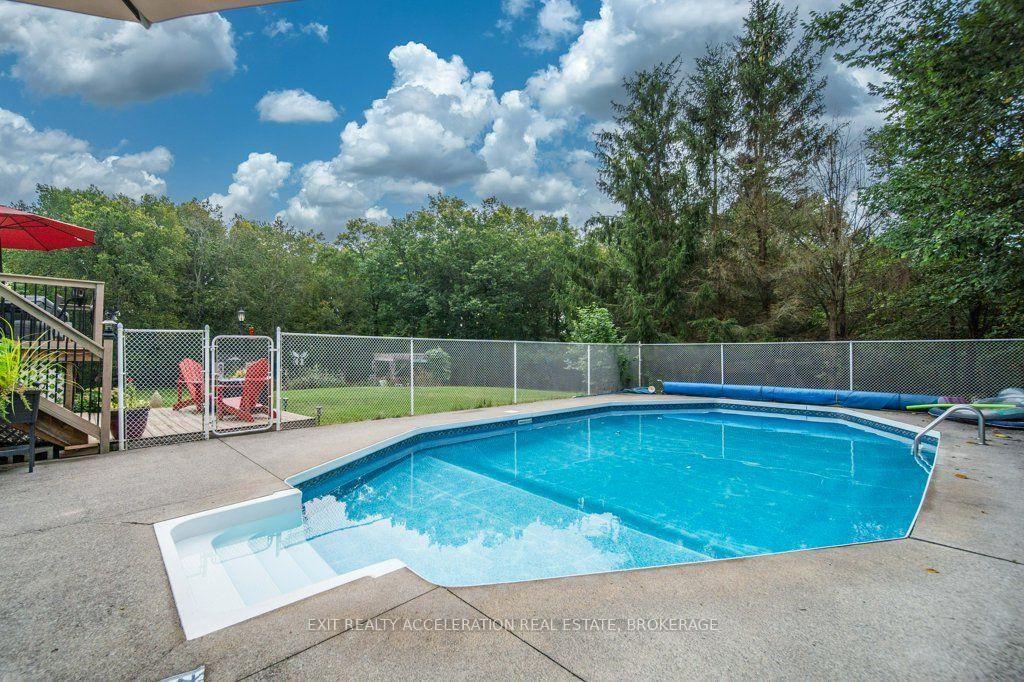 4524 County Rd 1 E • Yarker, ON photo 41
