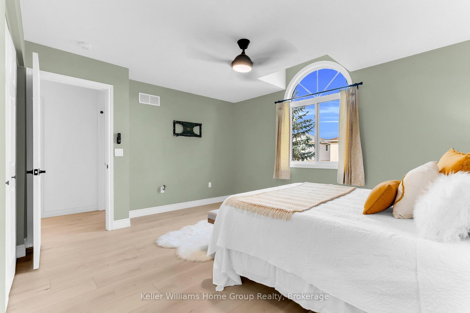 148 Clairfields Drive W • Guelph, ON photo 22