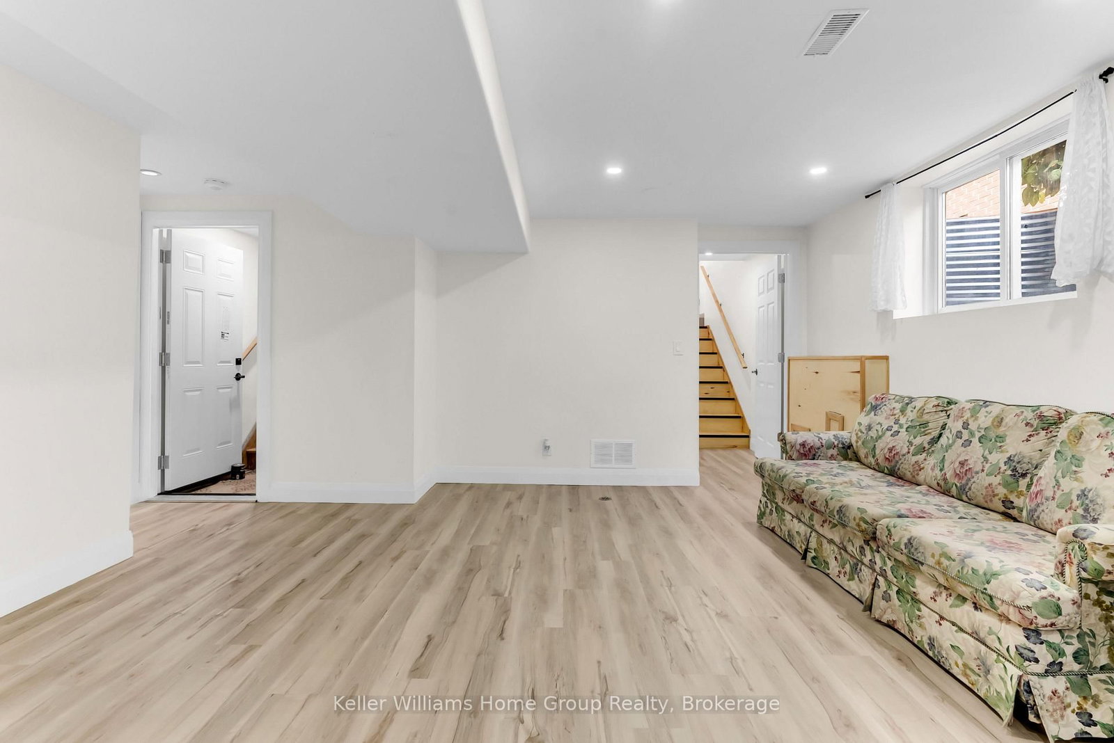148 Clairfields Drive W • Guelph, ON photo 38